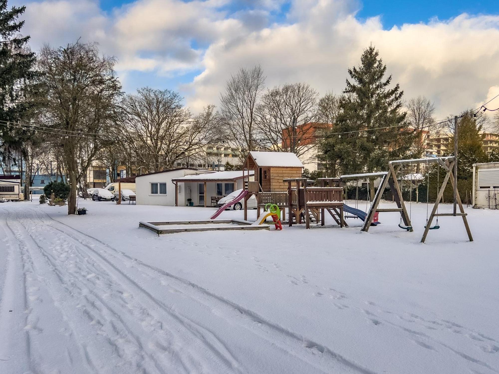 Domki Ajna Park W Uzdrowisku Kołobrzeg Exterior foto